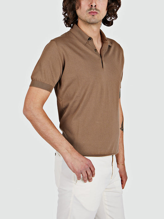 Tailored polo shirt in cotton knit